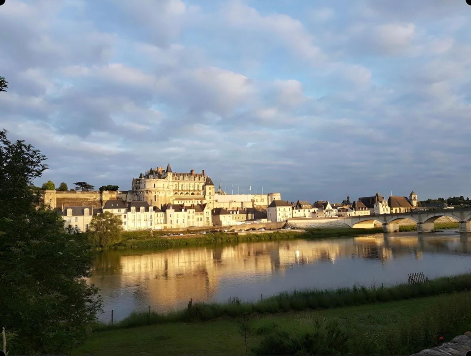 Aux Ecuries Du Signe Hotel Amboise Eksteriør billede